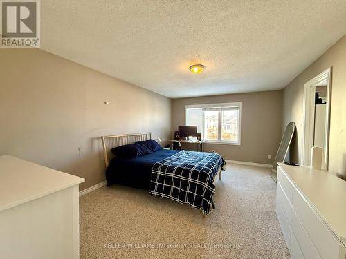 298 Waymark Crescent, Ottawa, ON - Indoor Photo Showing Bedroom