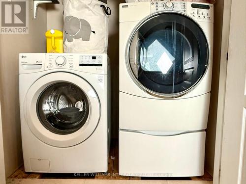 298 Waymark Crescent, Ottawa, ON - Indoor Photo Showing Laundry Room