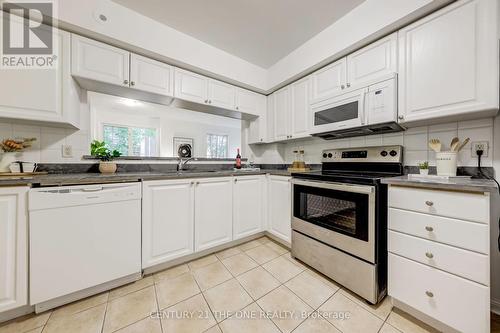 324 - 3 Everson Drive, Toronto, ON - Indoor Photo Showing Kitchen With Upgraded Kitchen