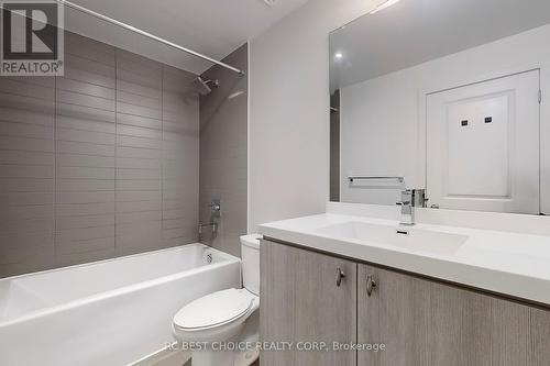 411 - 105 George Street, Toronto, ON - Indoor Photo Showing Bathroom