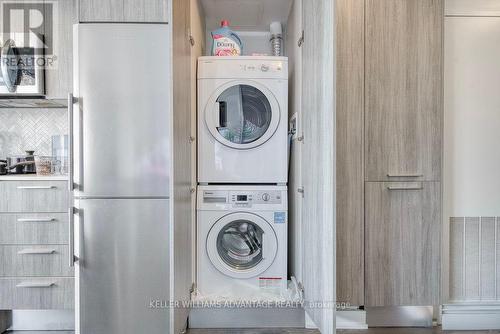 603 - 28 Wellesley Street E, Toronto, ON - Indoor Photo Showing Laundry Room