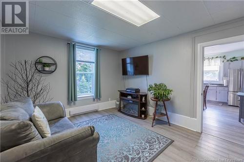 54 Squire Street, Sackville, NB - Indoor Photo Showing Living Room