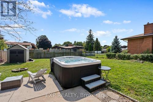 6536 Glengate Street, Niagara Falls (Morrison), ON - Outdoor With Backyard