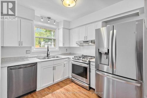 80 Ardsley Road, London, ON - Indoor Photo Showing Kitchen With Double Sink