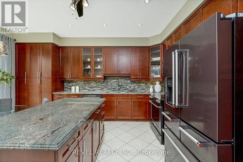 87 Horton Walk, Cambridge, ON - Indoor Photo Showing Kitchen With Double Sink