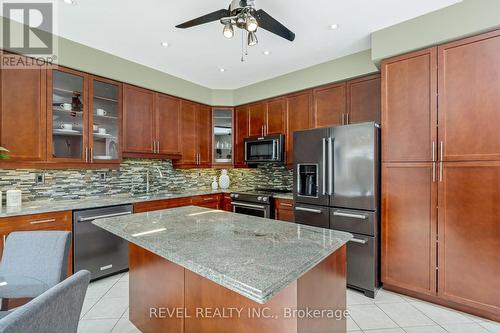 87 Horton Walk, Cambridge, ON - Indoor Photo Showing Kitchen