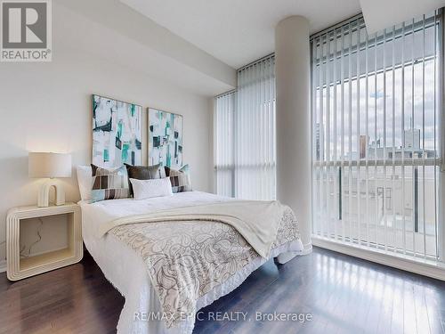 Ph308 - 770 Bay Street, Toronto (Bay Street Corridor), ON - Indoor Photo Showing Bedroom