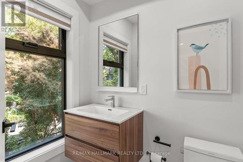 48 Saulter Street, Toronto, ON - Indoor Photo Showing Bathroom