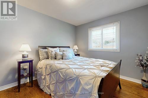 68 Hollyhedge Drive, Toronto (Bendale), ON - Indoor Photo Showing Bedroom