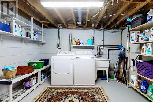 68 Hollyhedge Drive, Toronto (Bendale), ON - Indoor Photo Showing Laundry Room