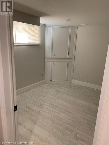 71 East 39Th Street, Hamilton, ON - Indoor Photo Showing Other Room