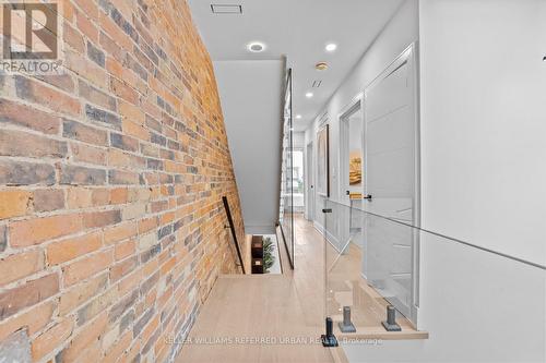 9 Beatrice Street, Toronto (Trinity-Bellwoods), ON - Indoor Photo Showing Other Room