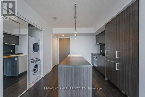 4209 - 88 Harbour Street, Toronto, ON - Indoor