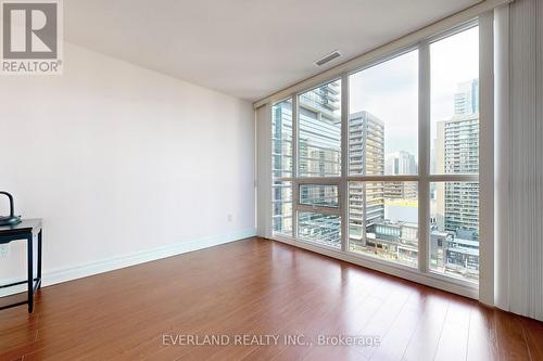 1604 - 23 Sheppard Avenue E, Toronto, ON - Indoor Photo Showing Other Room