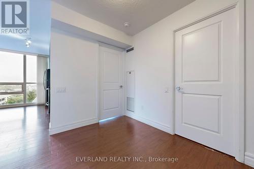 1604 - 23 Sheppard Avenue E, Toronto, ON - Indoor Photo Showing Other Room