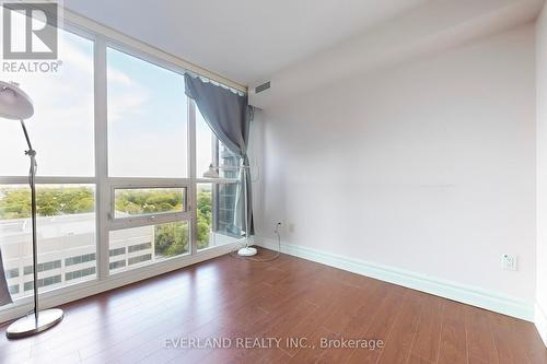 1604 - 23 Sheppard Avenue E, Toronto, ON - Indoor Photo Showing Other Room