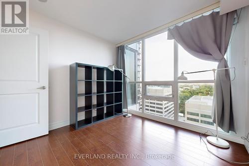 1604 - 23 Sheppard Avenue E, Toronto, ON - Indoor Photo Showing Other Room