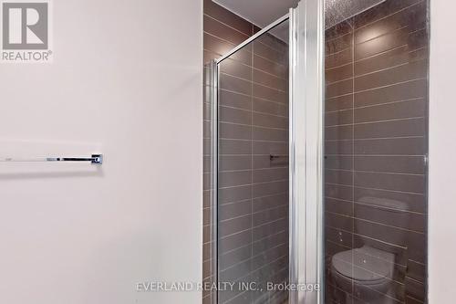 1604 - 23 Sheppard Avenue E, Toronto, ON - Indoor Photo Showing Bathroom