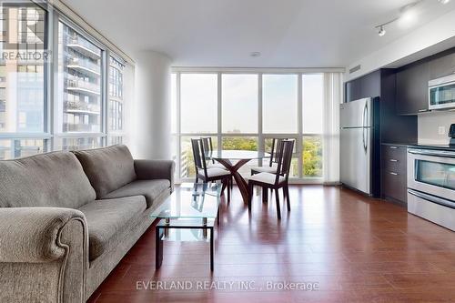 1604 - 23 Sheppard Avenue E, Toronto, ON - Indoor