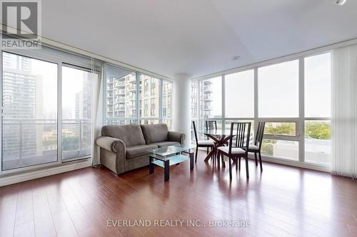 1604 - 23 Sheppard Avenue E, Toronto, ON - Indoor Photo Showing Living Room