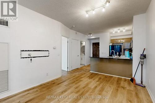 321 - 16 Yonge Street, Toronto, ON - Indoor Photo Showing Other Room