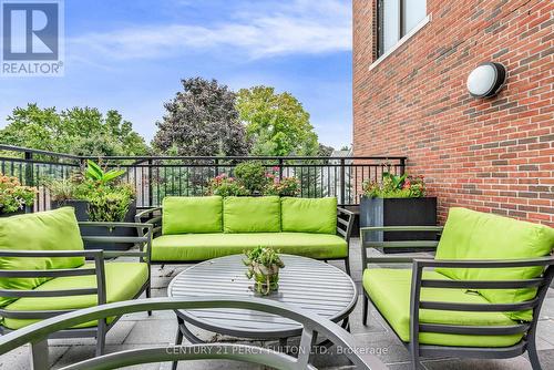 417 - 6235 Main Street, Whitchurch-Stouffville, ON - Outdoor With Exterior