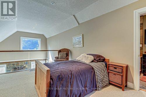 33 Duchess Avenue, London, ON - Indoor Photo Showing Bedroom