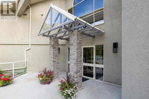 980 Dilworth Drive Unit# 101, Kelowna, BC - Outdoor