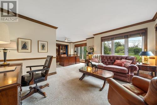 3710 County Rd 3, Prince Edward County (Ameliasburgh), ON - Indoor Photo Showing Living Room