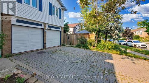 4142 Trellis Crescent, Mississauga (Erin Mills), ON - Outdoor