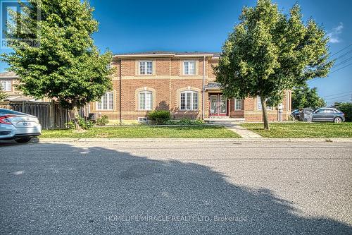 61 Studebaker Trail, Brampton (Fletcher'S Meadow), ON - Outdoor