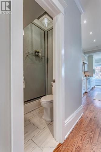 152 Sunnyside Avenue, Toronto, ON - Indoor Photo Showing Bathroom