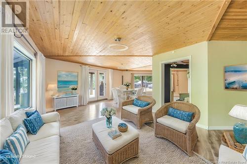 12 Lodge Lane, Prince William, NB - Indoor Photo Showing Living Room