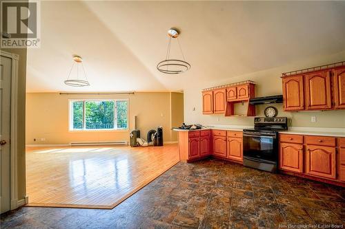 12 Lodge Lane, Prince William, NB - Indoor Photo Showing Kitchen