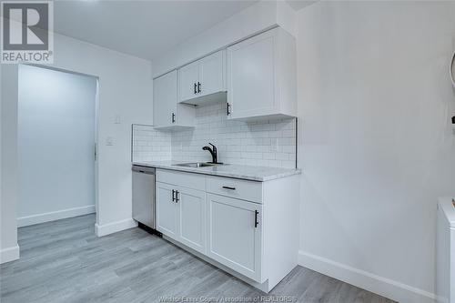 3150 Peter Unit# 7, Windsor, ON - Indoor Photo Showing Kitchen