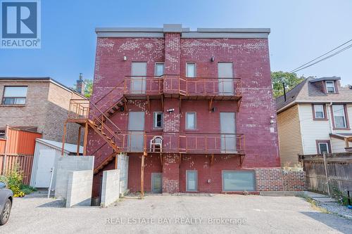 101 - 668 Brock Avenue, Toronto (Dovercourt-Wallace Emerson-Junction), ON - Outdoor