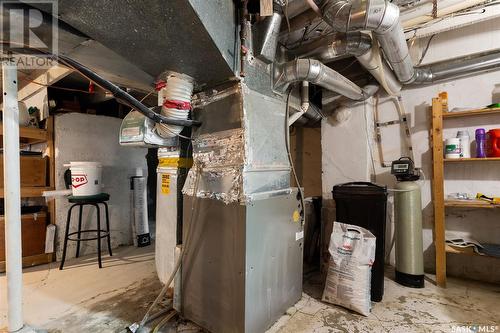 5228 7Th Avenue, Regina, SK - Indoor Photo Showing Basement