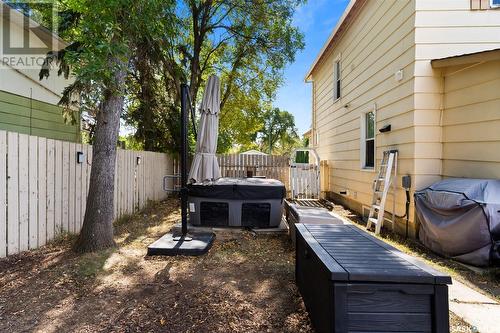 5228 7Th Avenue, Regina, SK - Outdoor With Exterior