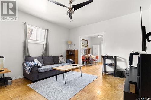 5228 7Th Avenue, Regina, SK - Indoor Photo Showing Living Room