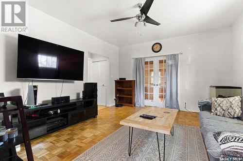 5228 7Th Avenue, Regina, SK - Indoor Photo Showing Living Room