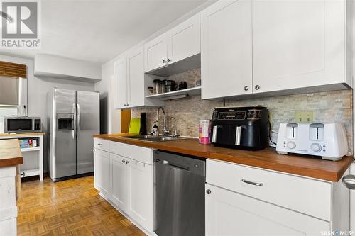 5228 7Th Avenue, Regina, SK - Indoor Photo Showing Kitchen With Double Sink