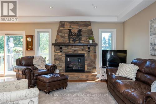 119 Neerhof Lane, R.R.#5 Lane, Georgian Bluffs, ON - Indoor Photo Showing Living Room With Fireplace