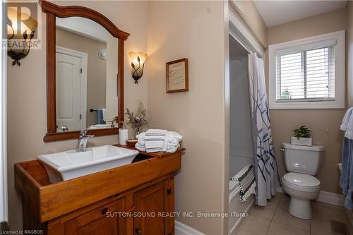 119 Neerhof Lane, R.R.#5 Lane, Georgian Bluffs, ON - Indoor Photo Showing Bathroom