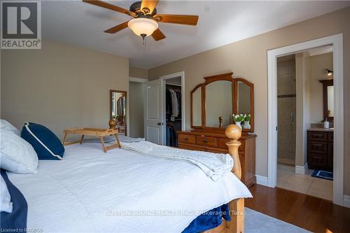 119 Neerhof Lane, R.R.#5 Lane, Georgian Bluffs, ON - Indoor Photo Showing Bedroom