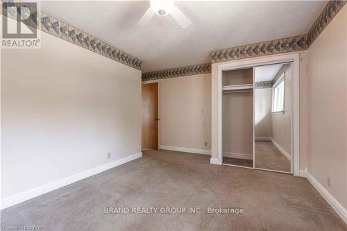 122 Cottage Ln, Georgian Bluffs, ON - Indoor Photo Showing Other Room