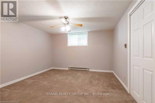 122 Cottage Ln, Georgian Bluffs, ON - Indoor Photo Showing Other Room