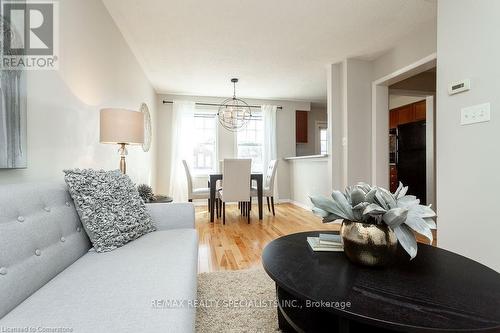 3187 Stornoway Circle, Oakville (Palermo West), ON - Indoor Photo Showing Living Room