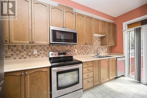 19 Martree Crescent, Brampton, ON - Indoor Photo Showing Kitchen With Double Sink