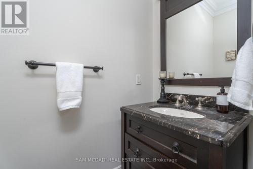 80 Cox Drive, Oakville, ON - Indoor Photo Showing Bathroom