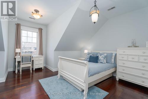 80 Cox Drive, Oakville, ON - Indoor Photo Showing Bedroom